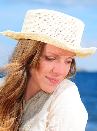 Croshet Panama Hat with a straw band for women